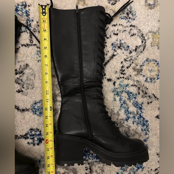 Nasty Gal Black Lace-Up Chunky Knee-High Boots - Picture 6 of 10